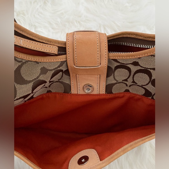 Coach Handbag - Picture 5 of 6